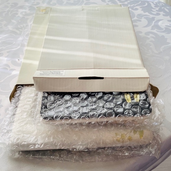 🔥🔥🔥5x7  & 31/2x5 picture Frames, White, Pink Floral - Picture 9 of 10